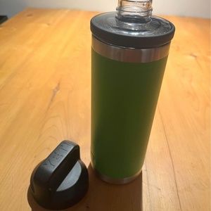 Yeti bottle 18oz